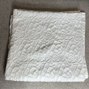 Piu Belle Textured White Blanket Cotton Blend Size 90" x 87" Queen